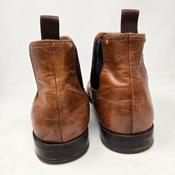 FLORSHEIM Men's Beat Plain Toe Gore Chelsea Boots Size Cognac Brown Leather - Picture 8 of 15